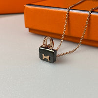 [Promax Jewelry]CONSTANCE BLACK PEDANT PINK GOLD NECKLACE