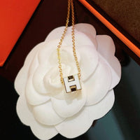 [Promax Jewelry]H WHITE SQUARE GOLD NECKLACE